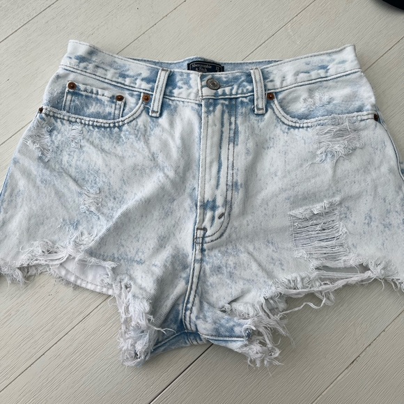 Abercrombie & Fitch Pants - Abercrombie shorts